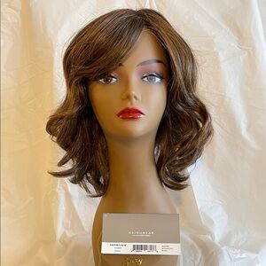 Raquel Welch Editors Pick Wig NWT